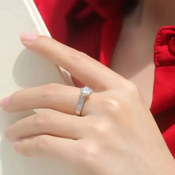 Premium Adjustable Luxury Ring with Box – Stainless Steel