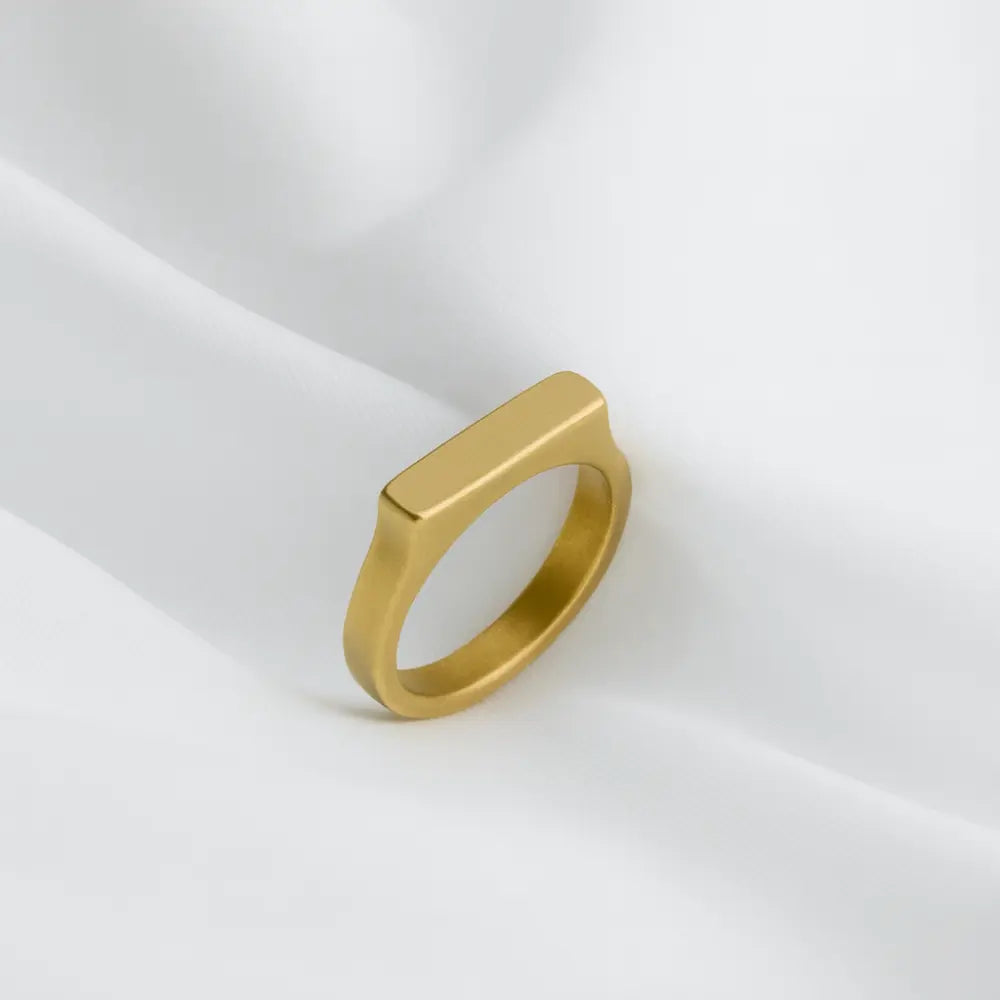 Aureus Edge Band Ring
