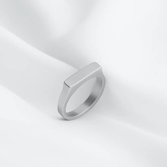 Argent Edge Band Ring