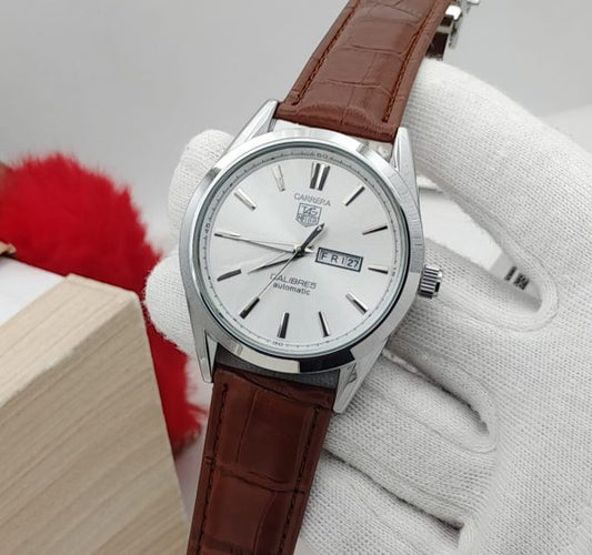 Carrera Calibre 5 Men’s Watch | Swiss Style | Leather Strap