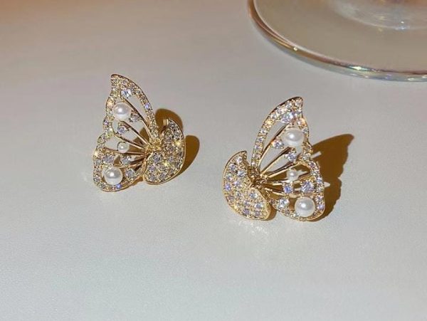 Butterfly Zircon Pearl Stud Earrings for Women